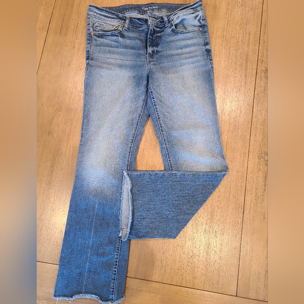 Maurices jeans
